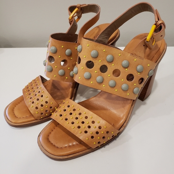 Donald J. Pliner "Estee" Leather Ankle Strap Heel - Sz 9M US - Picture 3 of 10